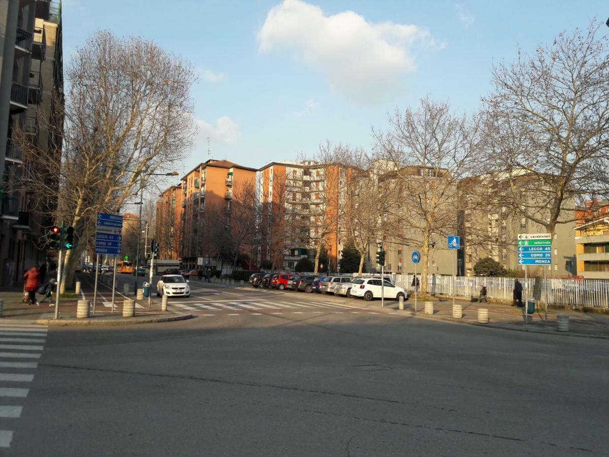 Grazioso Bilocale A 100 Mt Dalla Metropolitana 塞斯托-聖喬凡尼 外观 照片